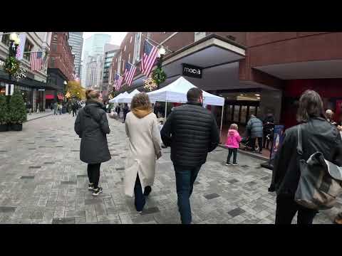 This Is Downtown Boston Saturday Afternoon Early December 2023 DTX 🚉🚆🚄🌎⚡🌳🎵Holiday Good Vibes