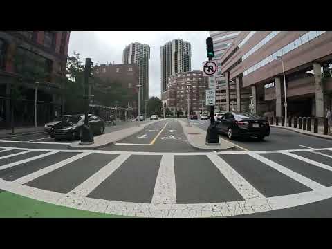 Boston 4K Bike Tour 🚆🚉🚵🏼‍♂️NORTH STATION Causeway St - Among Best Bike Lanes and Safety Signals